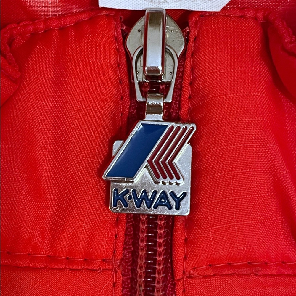NWT deadstock K-WAY outer vest in red - Picture 9 of 13